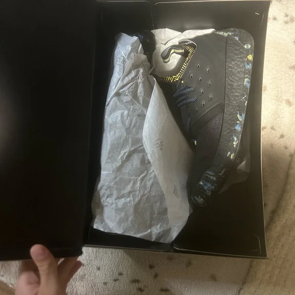 Adidas Black and Gold Harden Vol. 2 Shoes - Picture 9 of 10